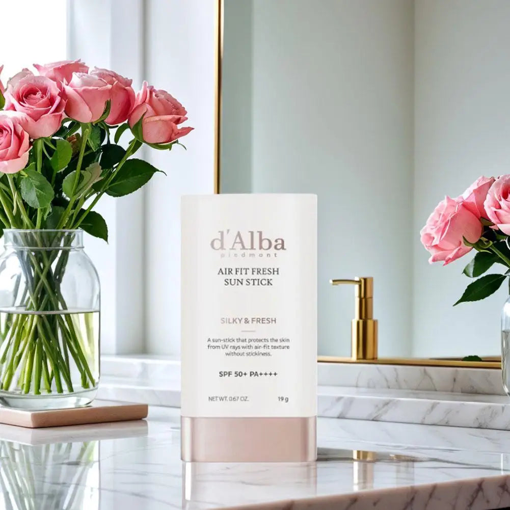 Crema Solar Vegana d’Alba SPF50+ – Hidratante, Protección UV y Luminosidad para Piel Sensible